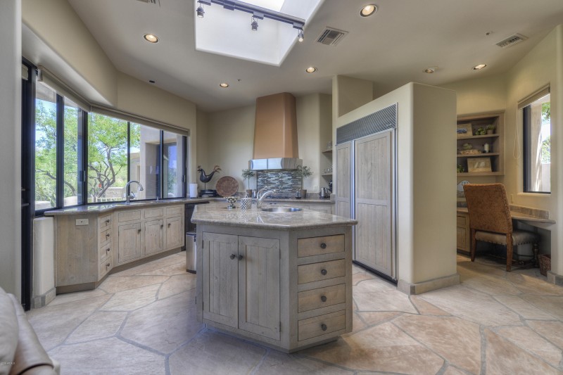 009_Kitchen