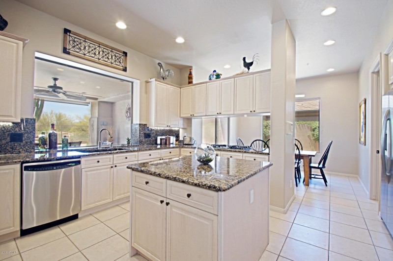Kitchen 1