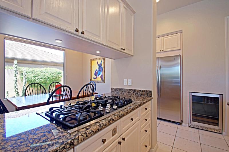 Kitchen 7