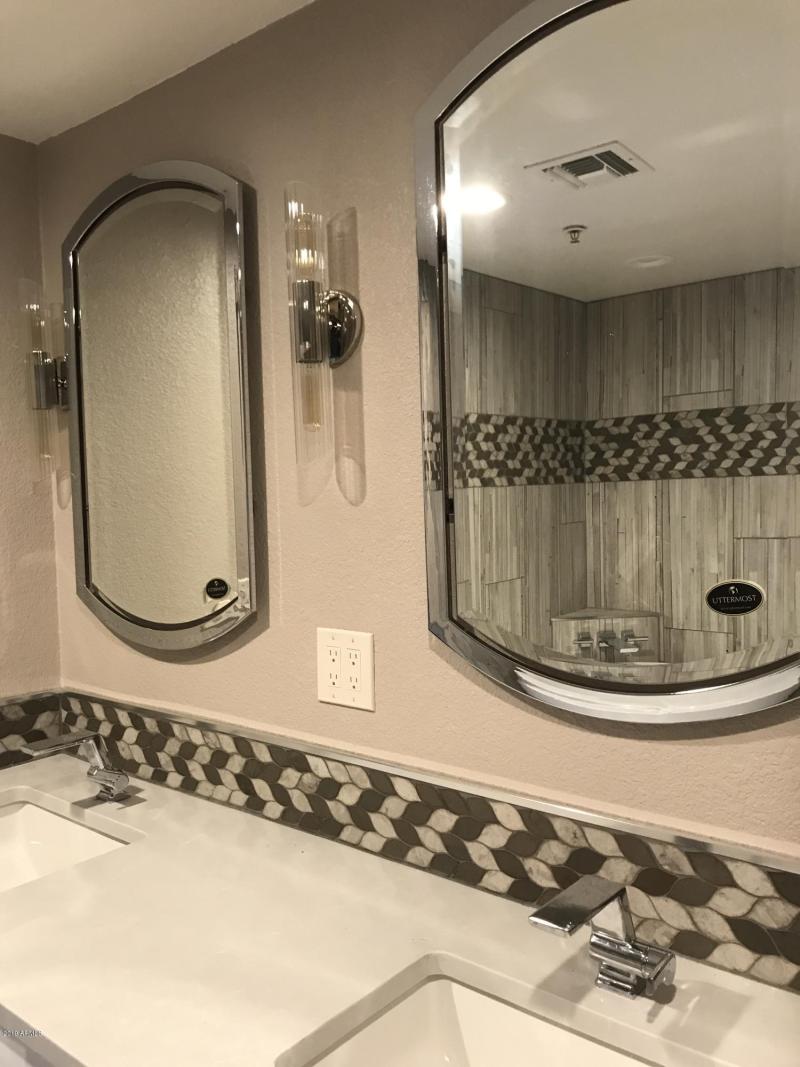 Master vanity