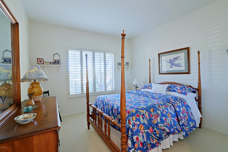 2nd Bedroom
