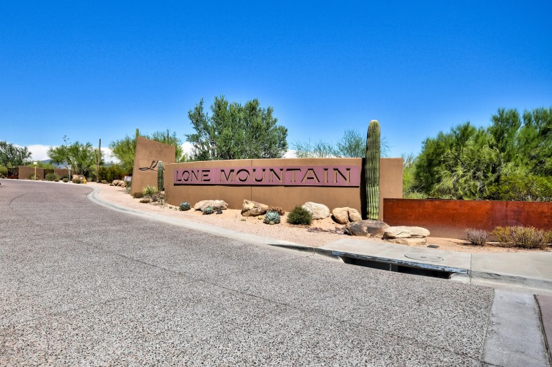 Lone Mountain Gate