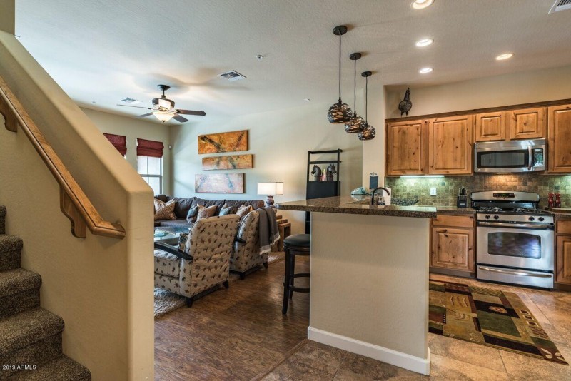 Encore - Kitchen