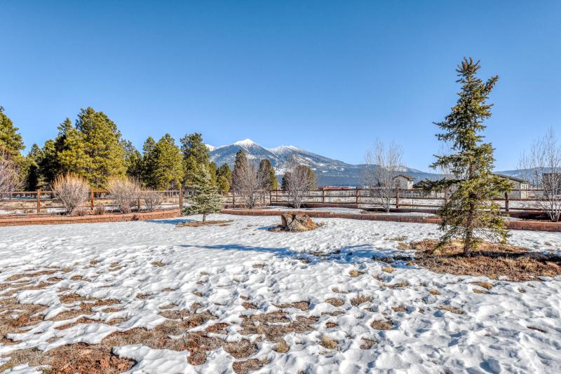 8950 W Antoinette Way-0062