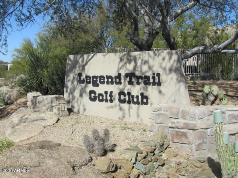 Legend Trail Entry Sign