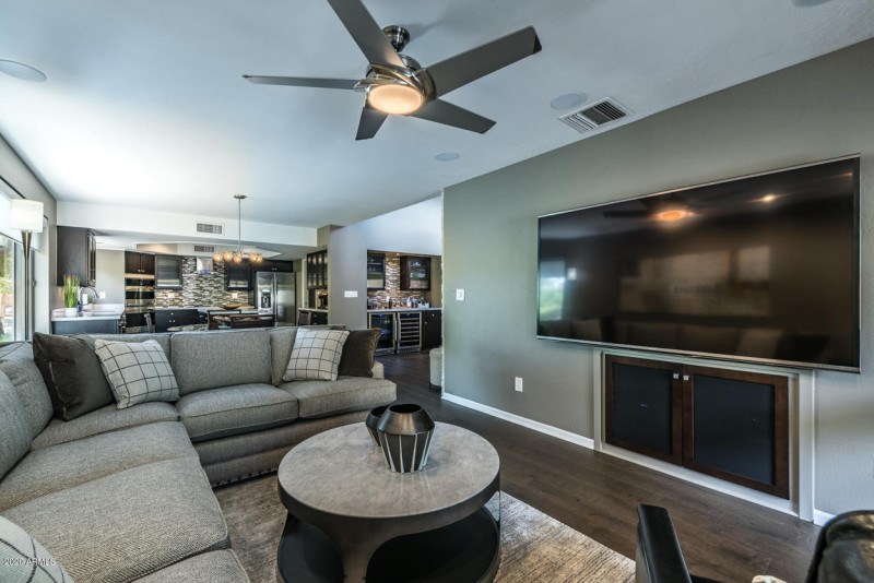 Family Room - 2