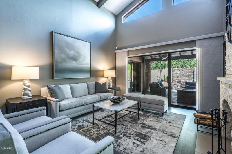 Living Room - 3
