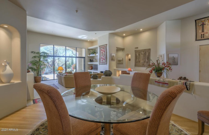 7723 Dining Rm