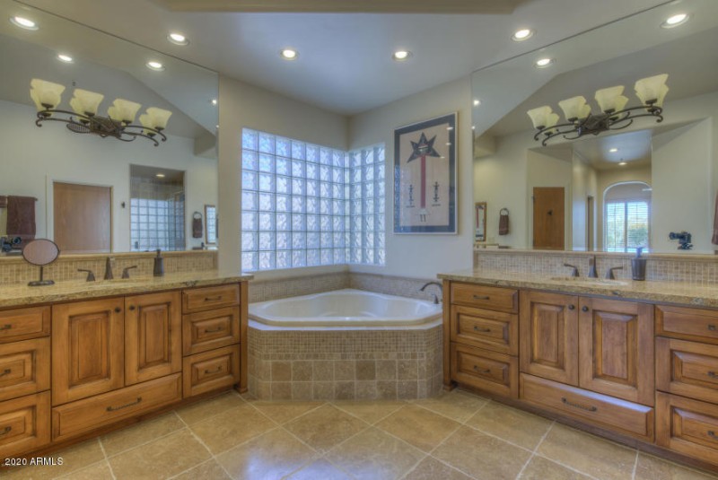 Master Bath1