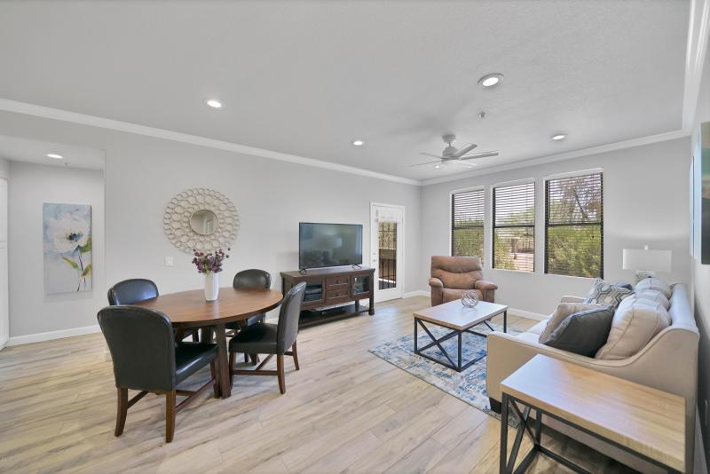 1022 Family Room