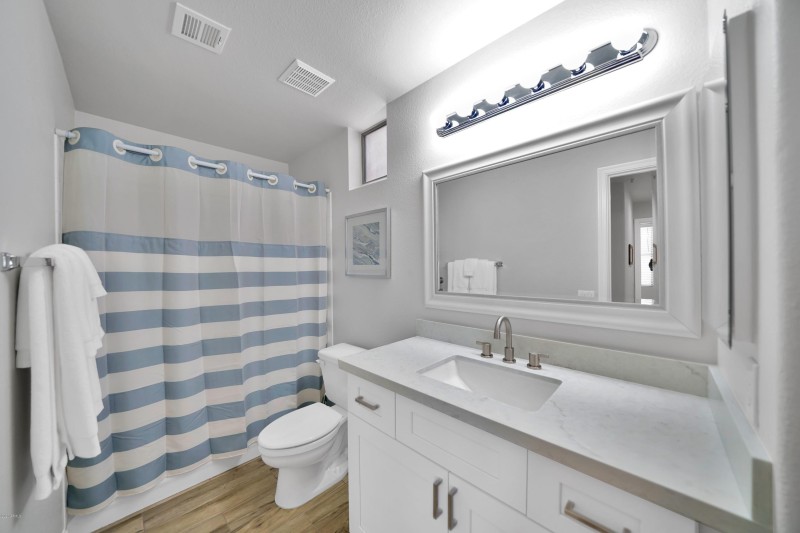 1022 2nd bath