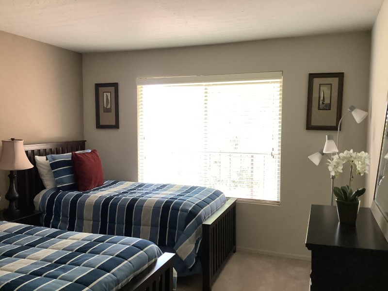 Guest bedroom