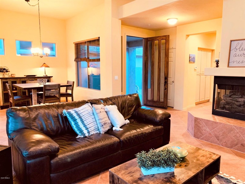 Spacious great room