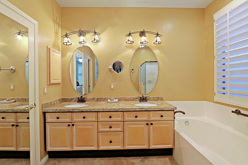 Master Bath 1