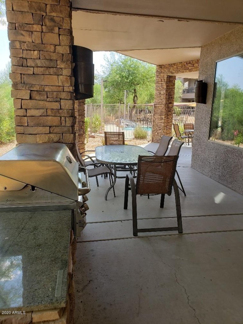 Clubhouse Patio and Grill