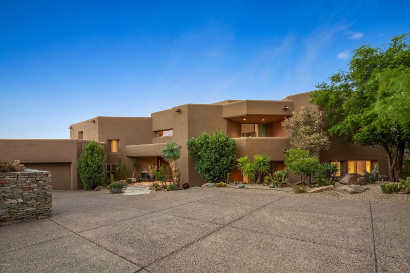 003_Driveway Views