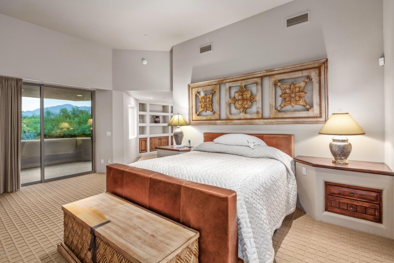 025_Master Suite