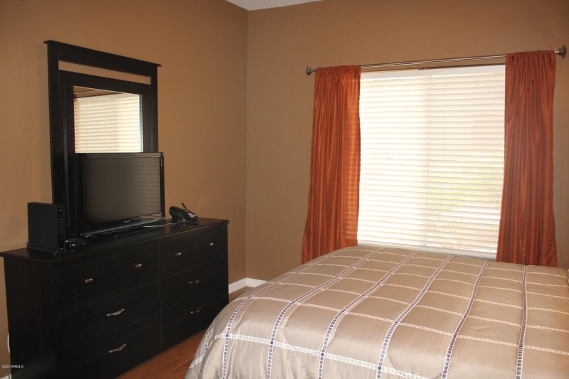 2nd Bedroom with TV