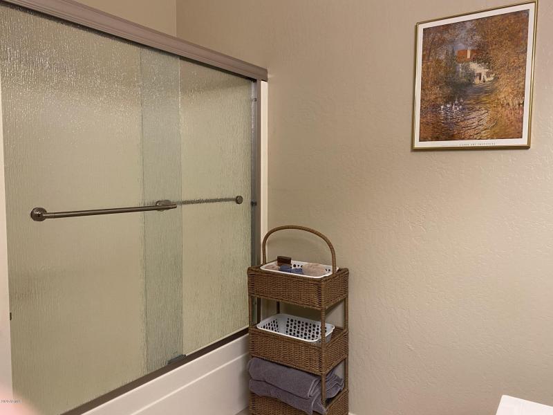 2nd Bathroom