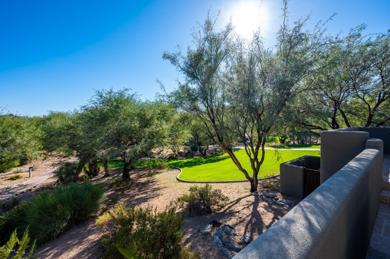 10071EGraythornDr-25