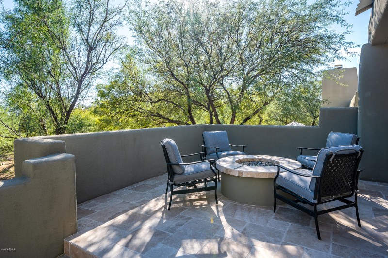 10071EGraythornDr-29