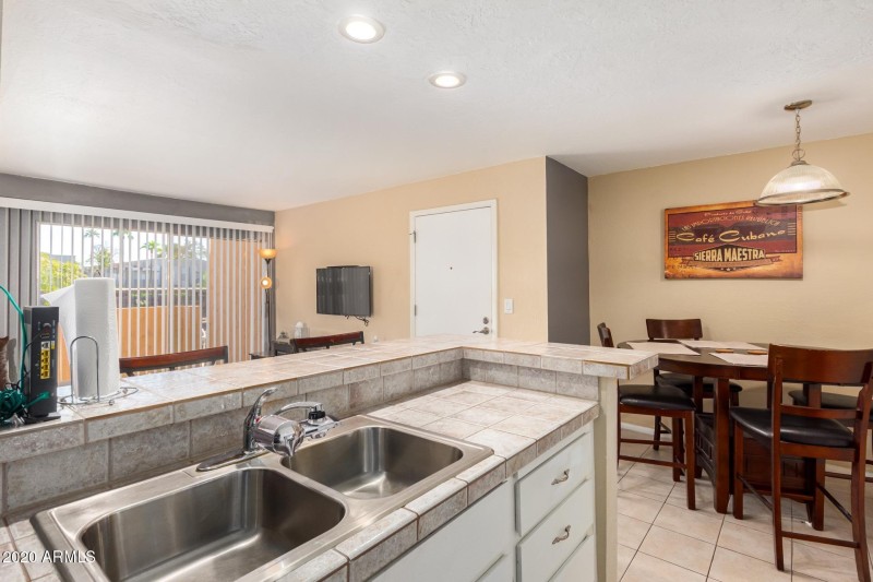 Open Kitchen