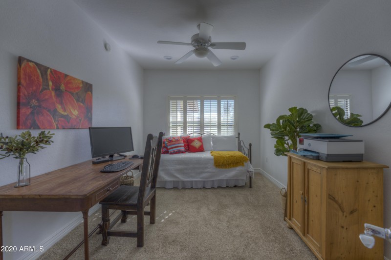 Office/bed 3