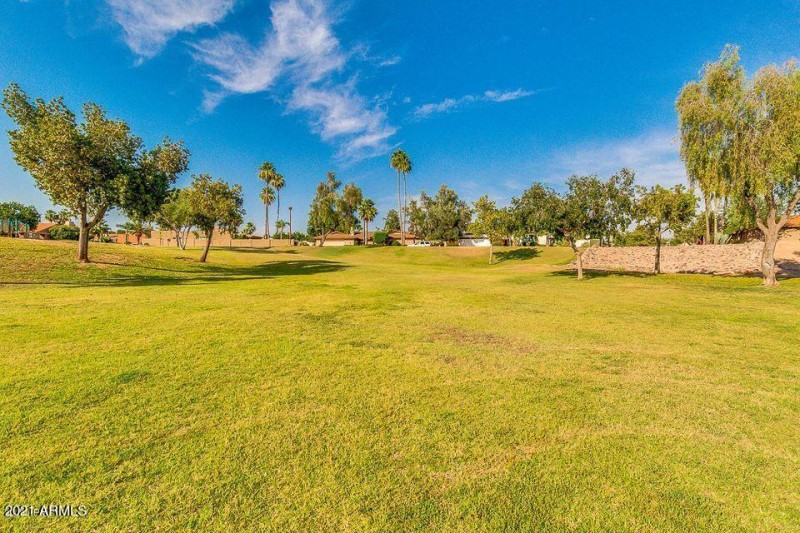 Huge Neighborhood Park