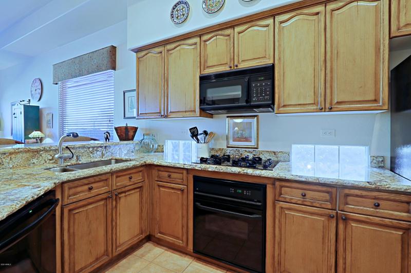 Kitchen 4