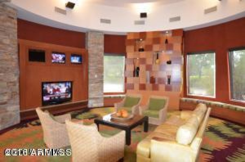 Kiva Club TV Lounge