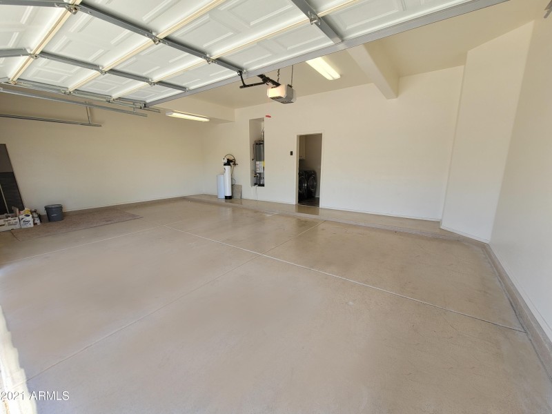 3-Car Garage