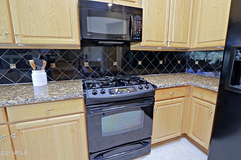 Kitchen 5