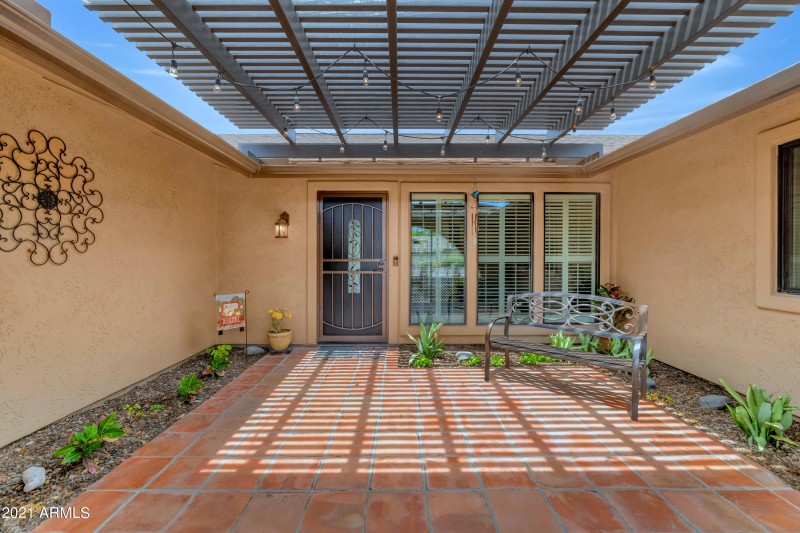 FRONT PATIO ENTRY