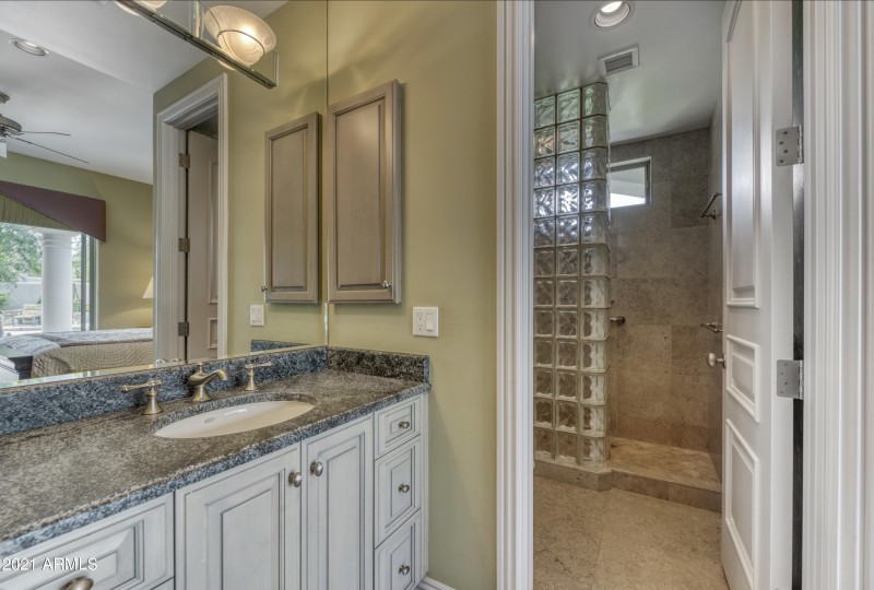 Bathroom 2 Ensuite
