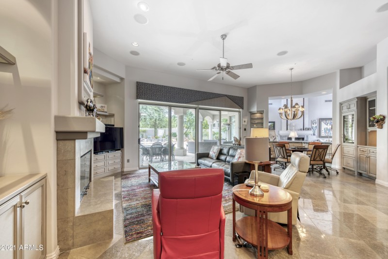 Family ~ Casual Dining (2)