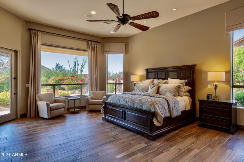 012_Master Bedroom