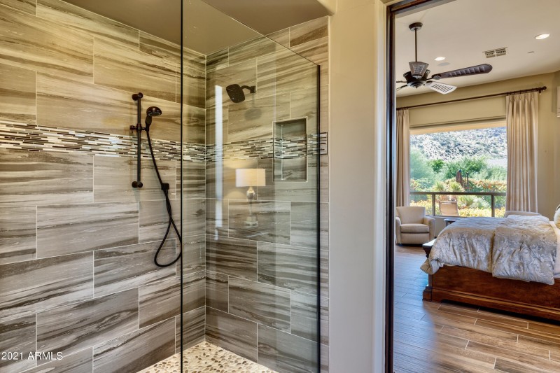 016_Master Bathroom