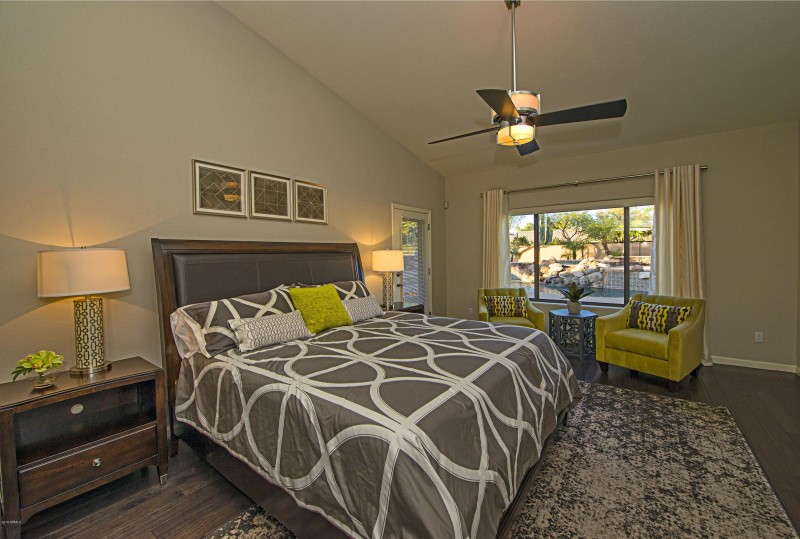 012_Master Bedroom