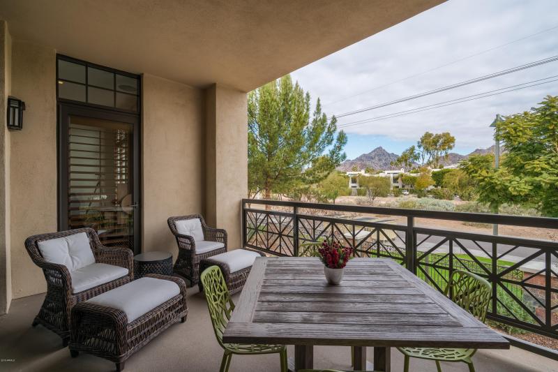 017_Patio Balcony