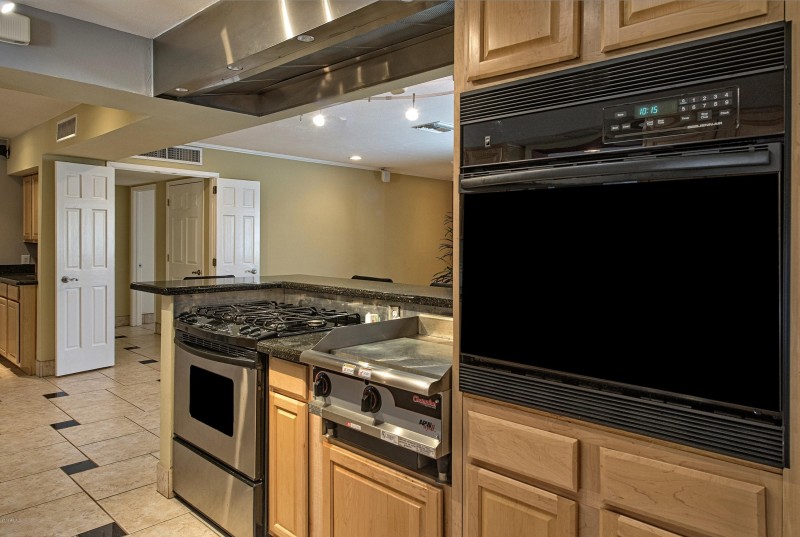 008_Kitchen Detail