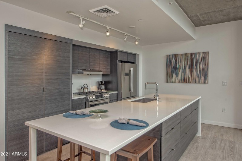 007_Kitchen