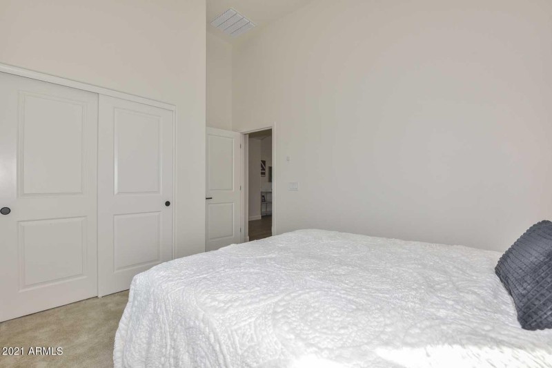 2nd Bedroom2