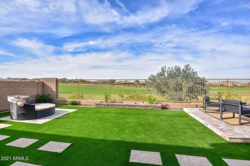 Backyard-View Fence