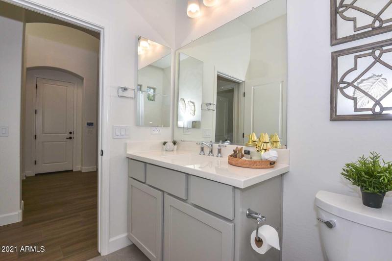 Hall Bath2