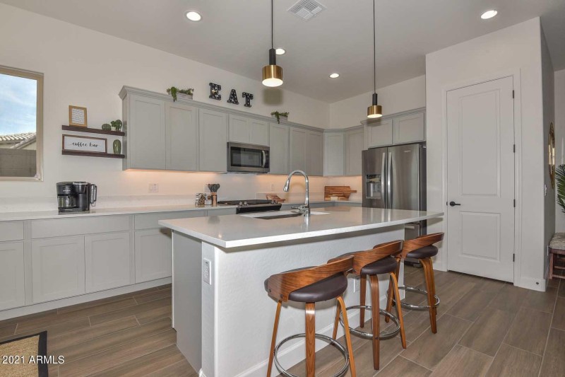 Kitchen-Island