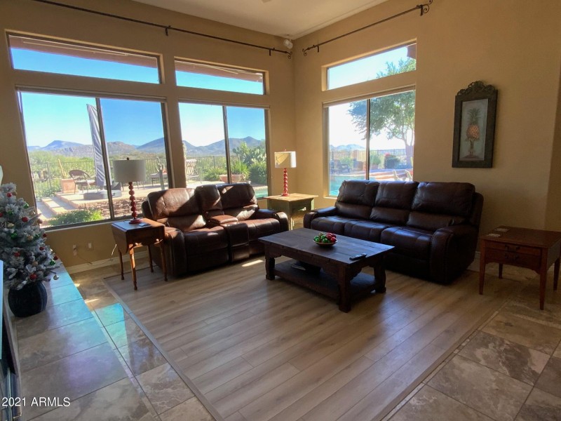 41609 N Signal Hill Ct