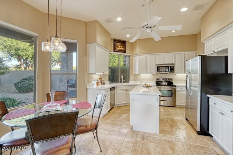Kitchen 1