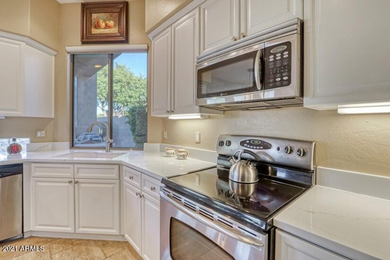 Kitchen 6