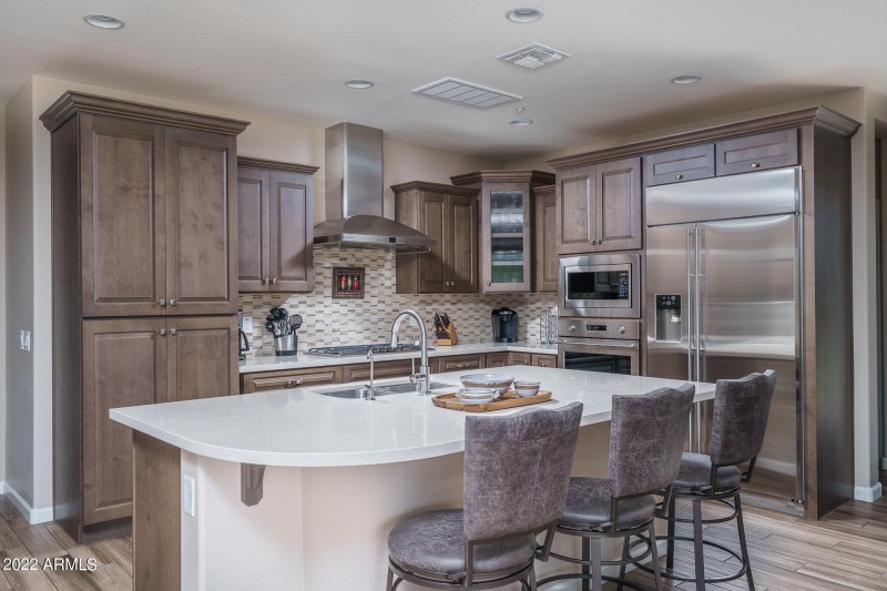2) KITCHEN