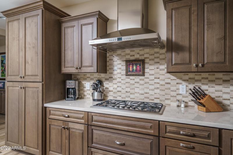 3) KITCHEN